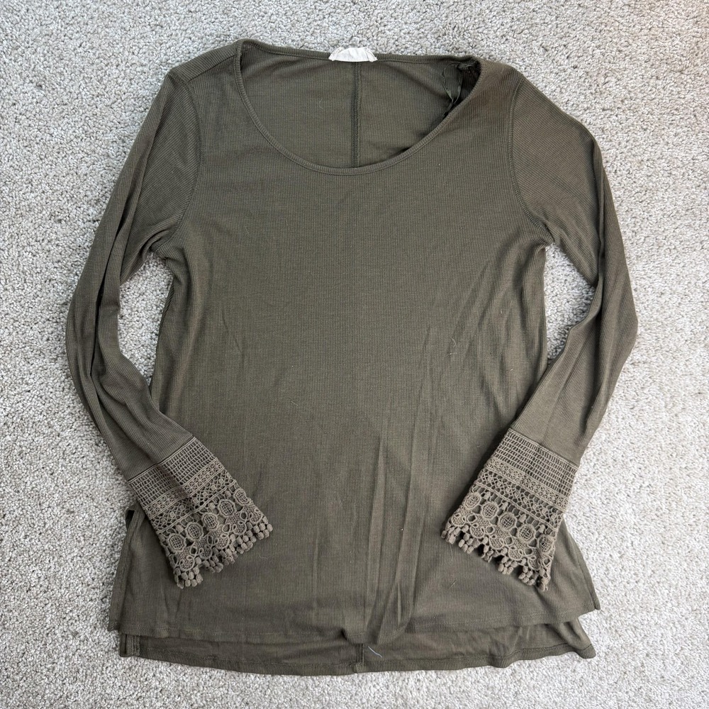 Altar'd State Shirt Womens S Green Scoop Neck Crochet Bell Sleeve Tunic Top